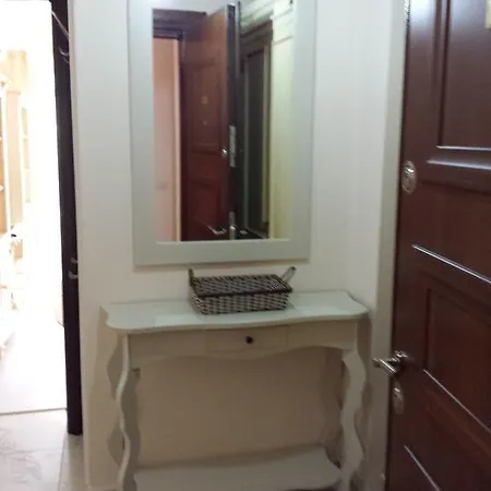 Deluxe Central Apartman *