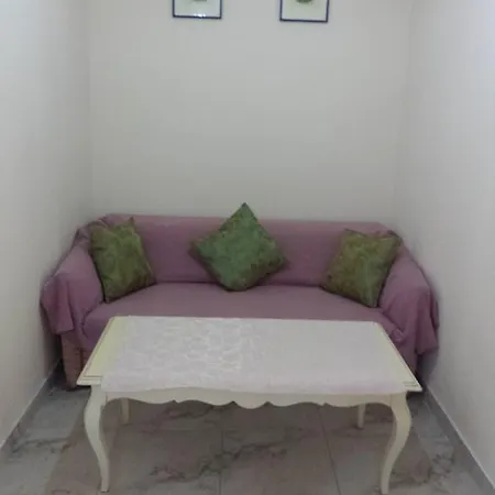 Deluxe Central