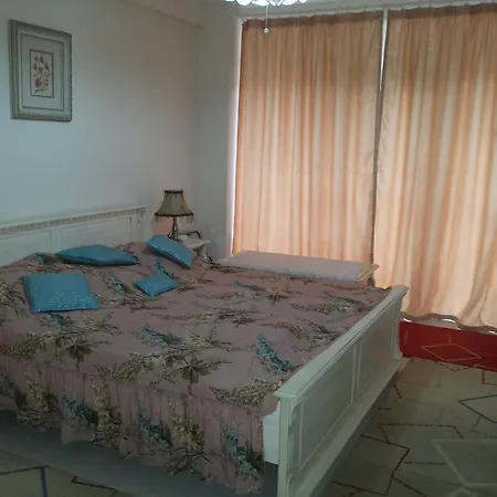 Deluxe Central Apartman *